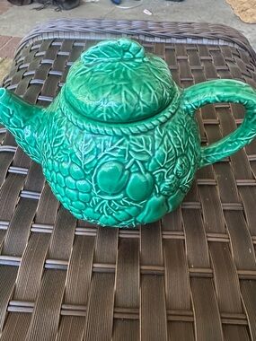 Vintage 1991 CBK limited Green Ceramic Fruit-Relief Teapot
